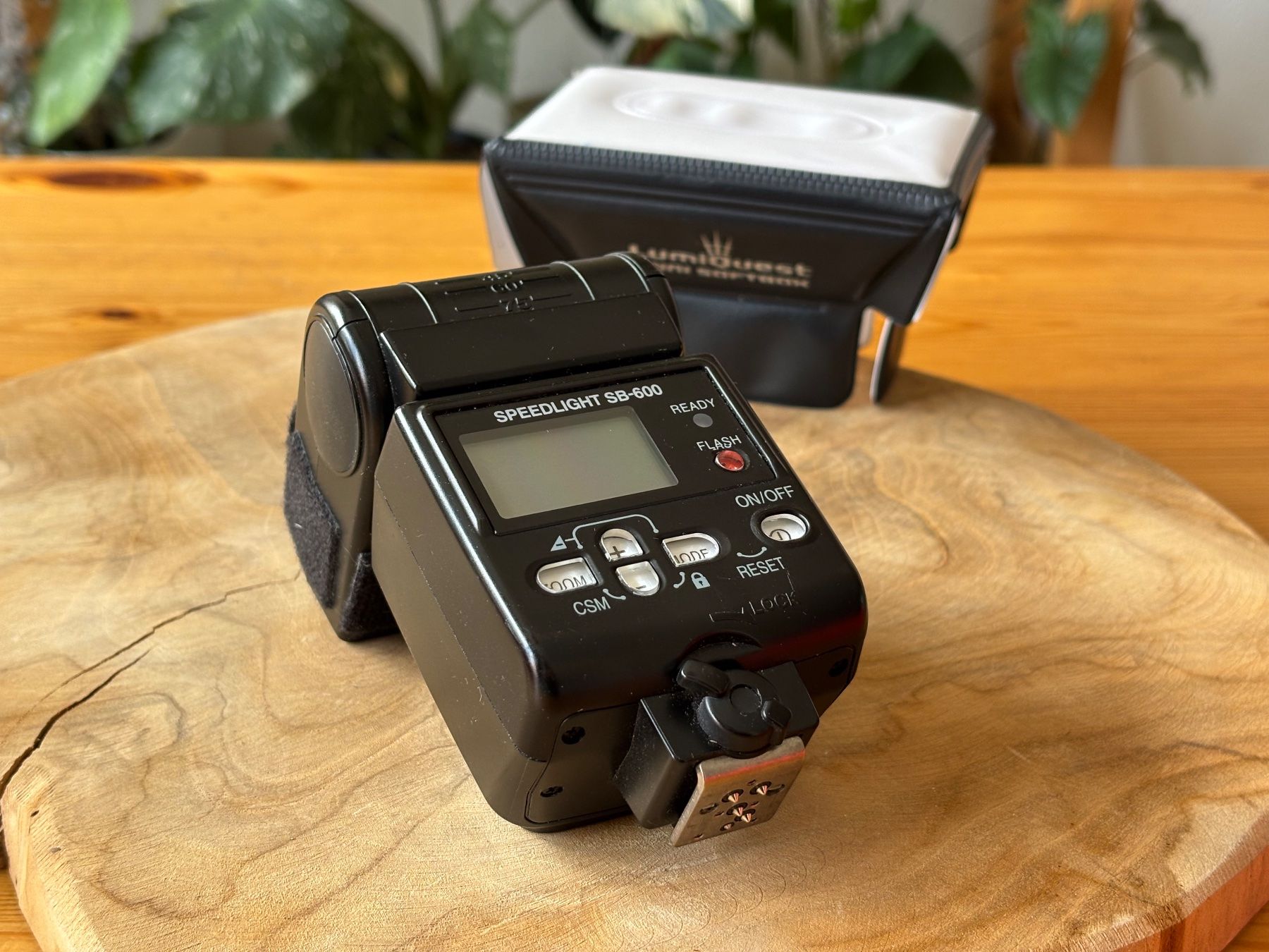Nikon Flash: Nikon Speedlight SB-600 Blitzgerät mit LumiQuest Softbox – Usato da Igis venduto da sze_c5px 4