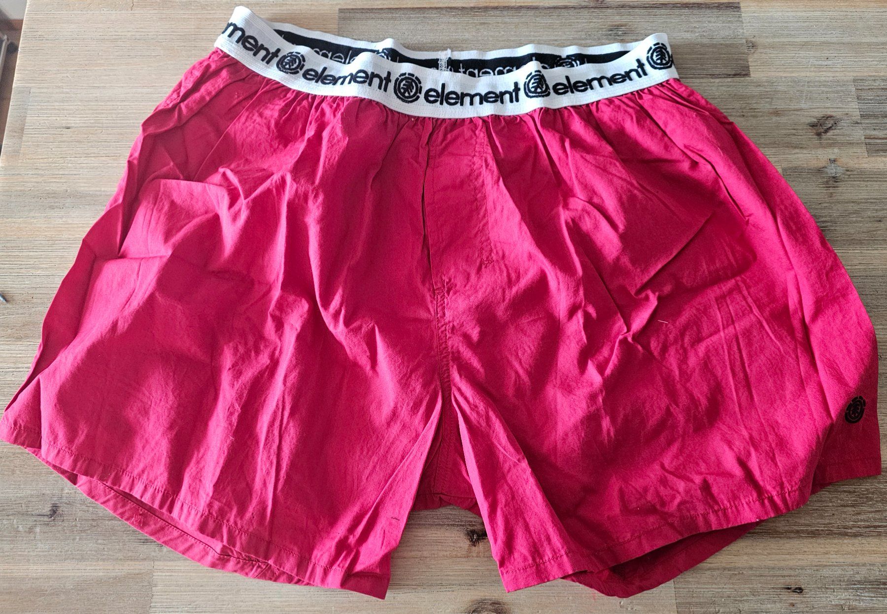 Biancheria intima: Neue Element Herren Boxershorts, Grösse L, rot – Nuovo e nell'imballaggio originale da Basel venduto da Allerlei-Basel 2