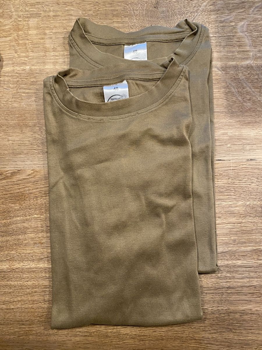 Schweizer Armee T-shirt: T-Shirt der Schweizer Armee. Größe 48 – Usato da Müllheim Dorf venduto da chol7