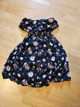 Sommerliches Off-Shoulder Kleid  Blumenmuster, Gr. XS🌸