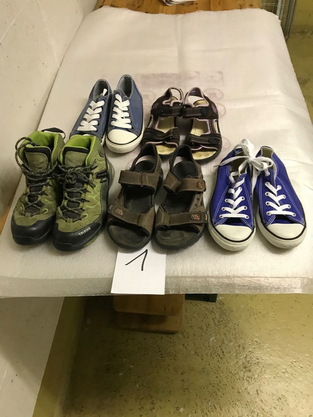 Schuhe für Jungen: 5 paar Kinderschuhe grösse 33 – Neu (gemäss Beschreibung) aus Thun von jeff070
