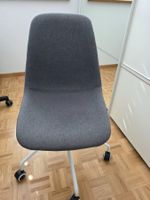 Bürostuhl grau mit Rollen guter Zustand