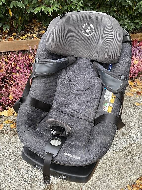 Maxi-Cosi Seggiolini per auto: Maxi Cosi AxissFix Plus 0-4Y – Usato da Zumikon venduto da Ale_5sv2 2