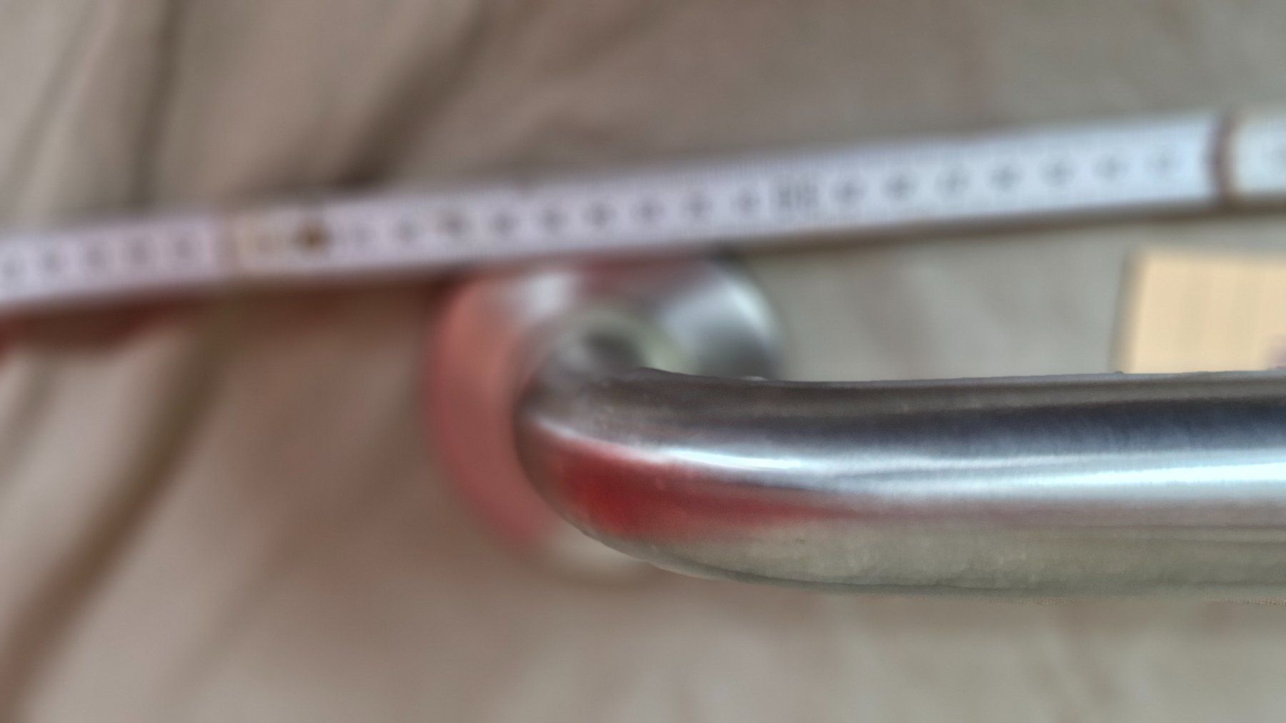 Geländer: Haltegriff WC oder Badewanne 36 cm (161) – Gebraucht aus Dorf von Zur-Lingg 1