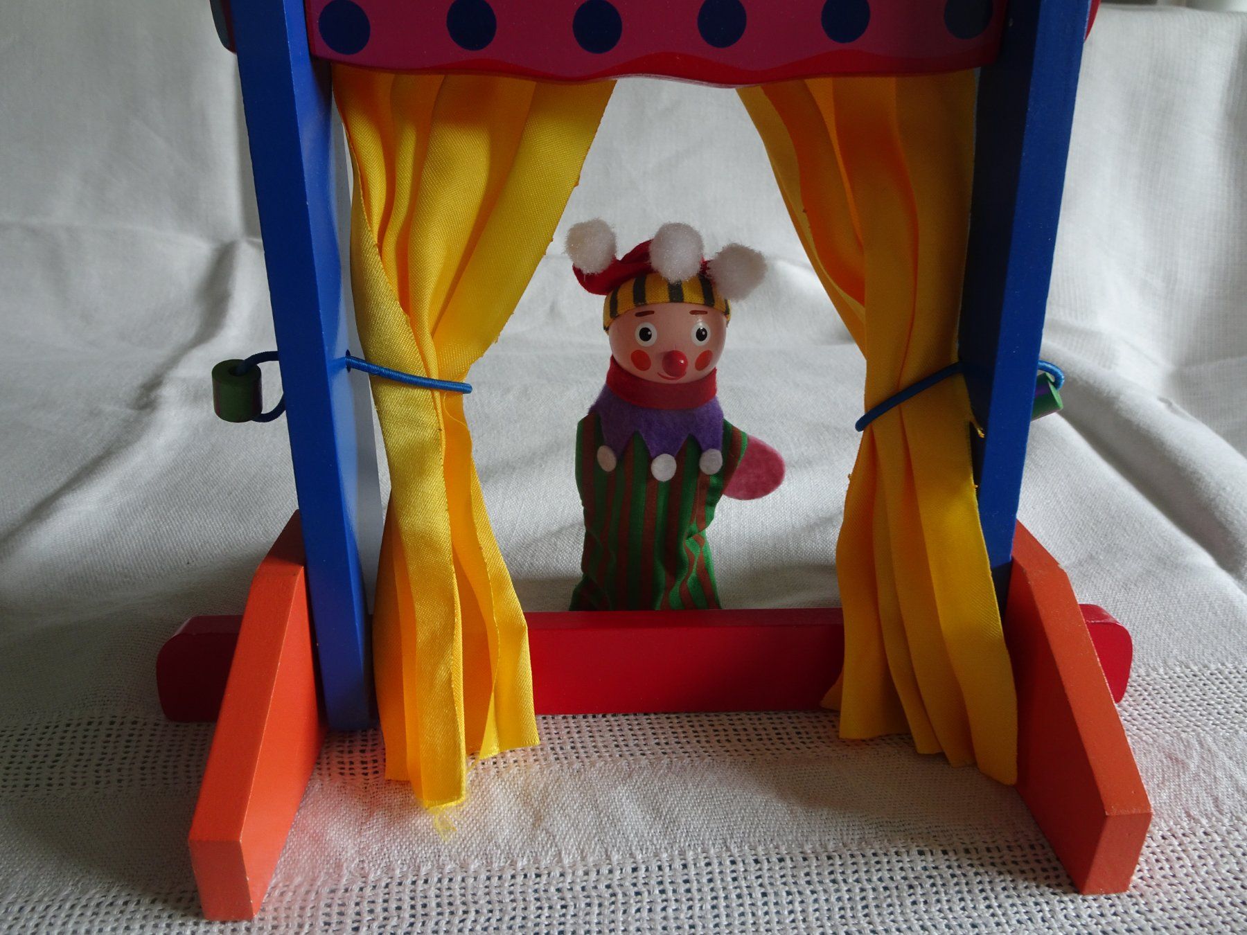 Giocattoli: Mini Theater mit Figuren – Usato da Bünzen venduto da Tango33A 6