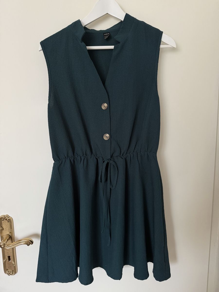 Vestiti: Robe taille L neuve – Nuovo e nell'imballaggio originale da Dombresson venduto da feline_ne