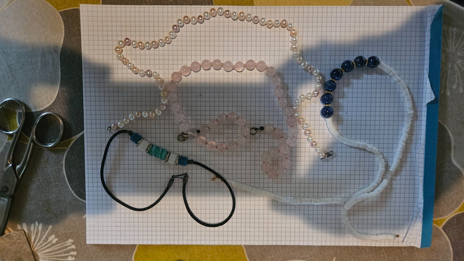 Catenine: Halsketten und Armbaebder Vintage – Usato da Feldbrunnen venduto da Kolosseum111
