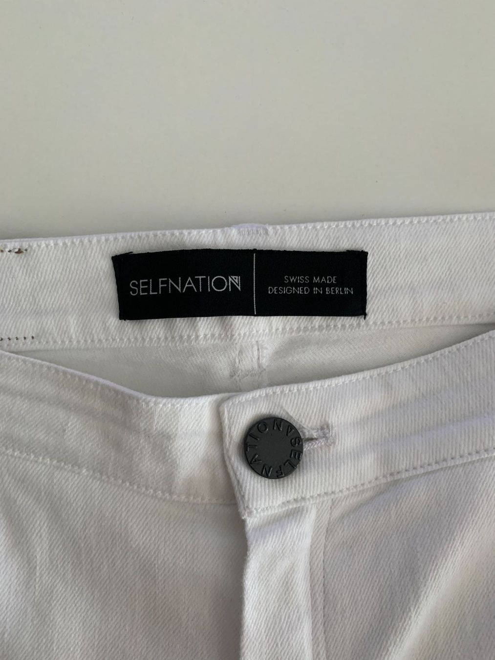 Jeans: SELFNATION - Jeans weiss S – Gebraucht aus Zürich von Diazaio 3