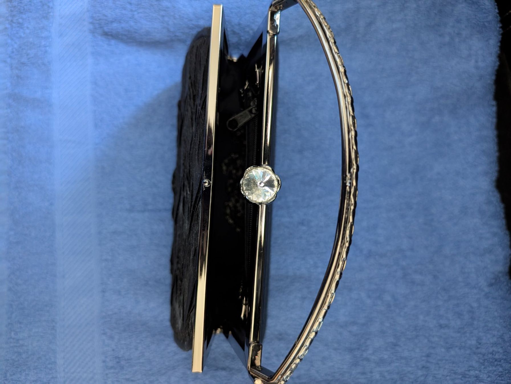 Borse da donna: Handtasche Vintage, schwarz – Usato da Muttenz venduto da Pathfinde1 2
