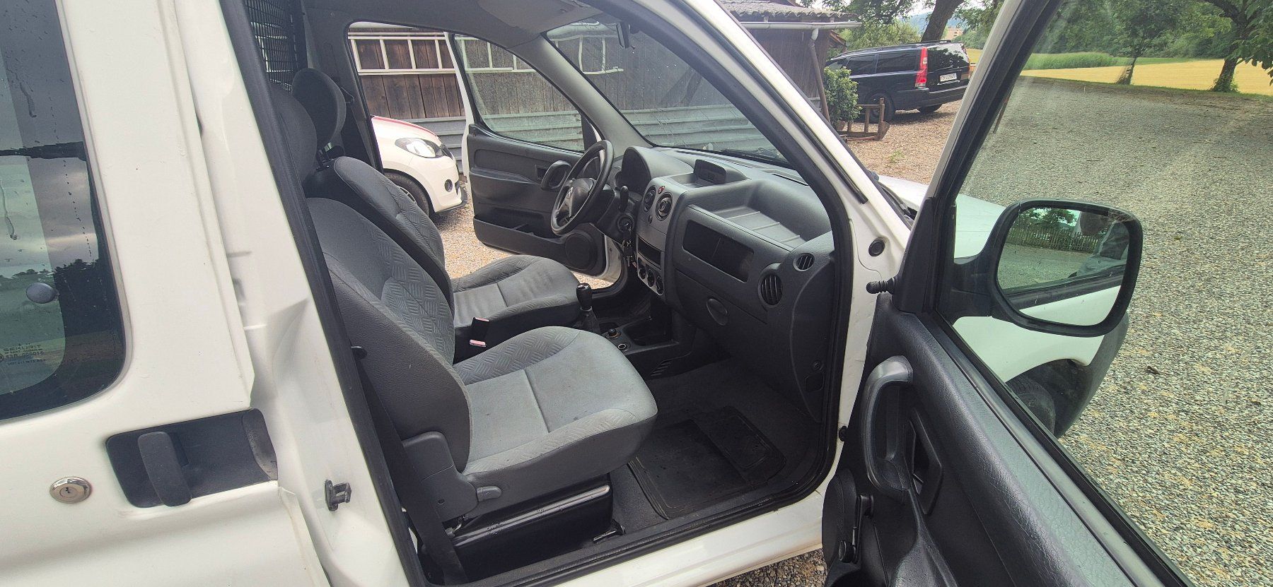 Citroën Autos: Citreon Berlingo 1.4i 600 2007 – D'occasion à Reutlingen par asm_5jzs 5