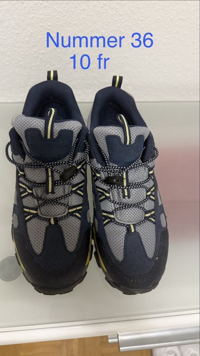 Scarpe per ragazzi: Kinderwanderschuhe – Usato da BASEL venduto da NELLA26