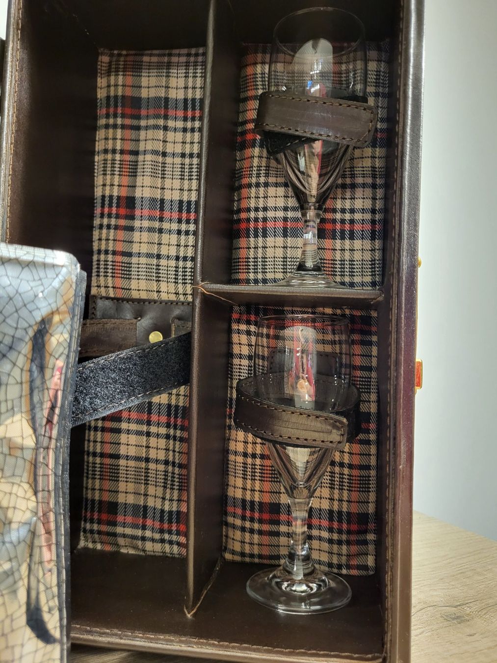 Alle Dekorationen: Vintage Picnic/Wine Box Barnsbury – Gebraucht aus Suhr von lul_87gh 7