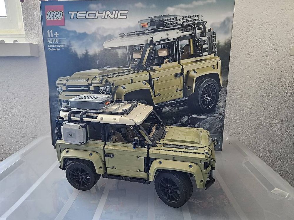 Lego Technics 42110 Land Rover Defender (Gebraucht) in Uster für CHF 80 ...