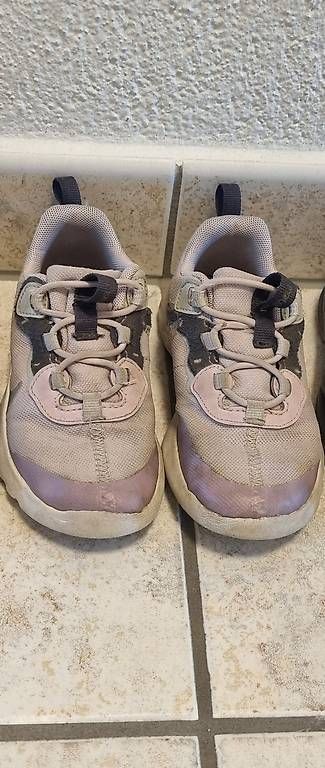 Schuhe für Jungen: Kinderschuhe Grösse 26 – Gebraucht aus Horw von arco35 2