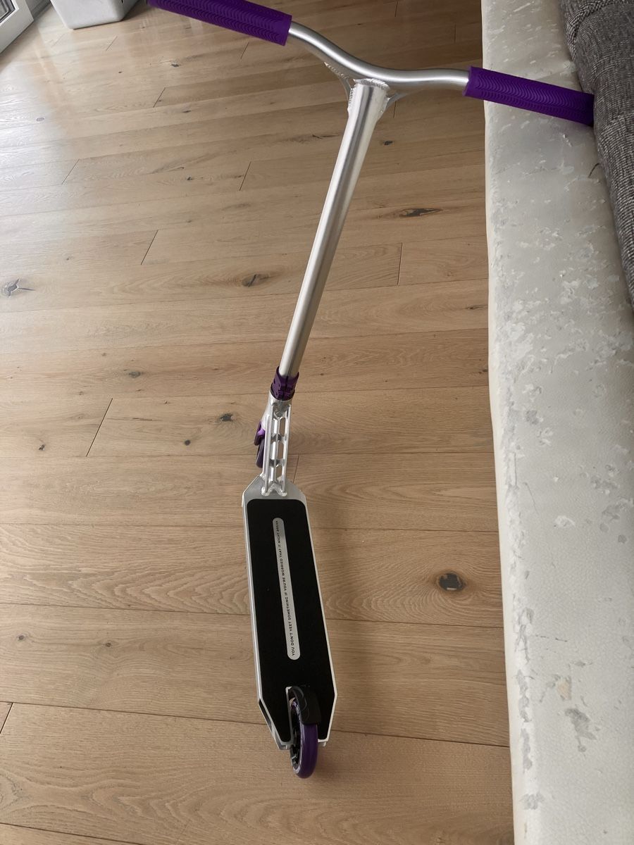 Kickboard: NKD Scooter – Nuovo e nell'imballaggio originale da Mels venduto da nicole-b 2