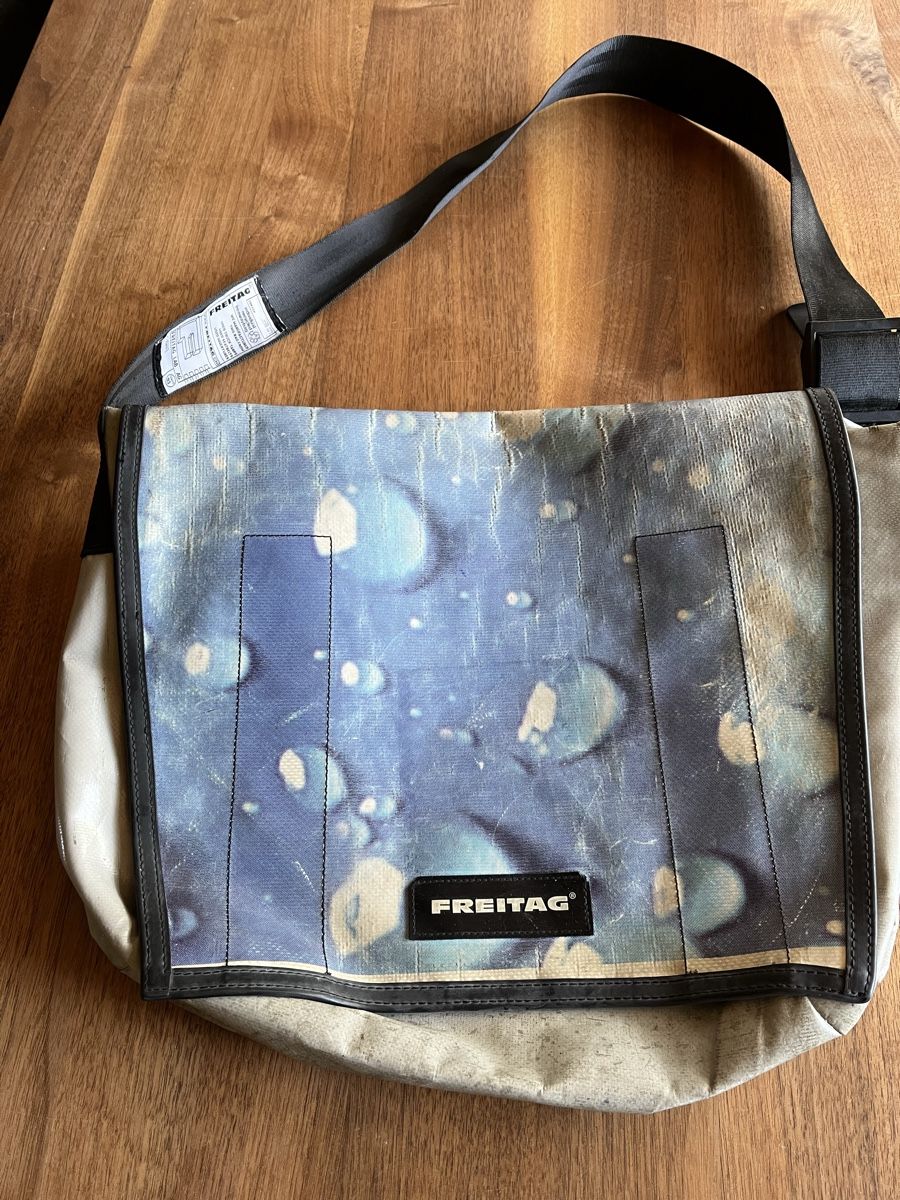 Freitag Borse: Freitagtasche gross – Usato da Aarberg venduto da Jakaro