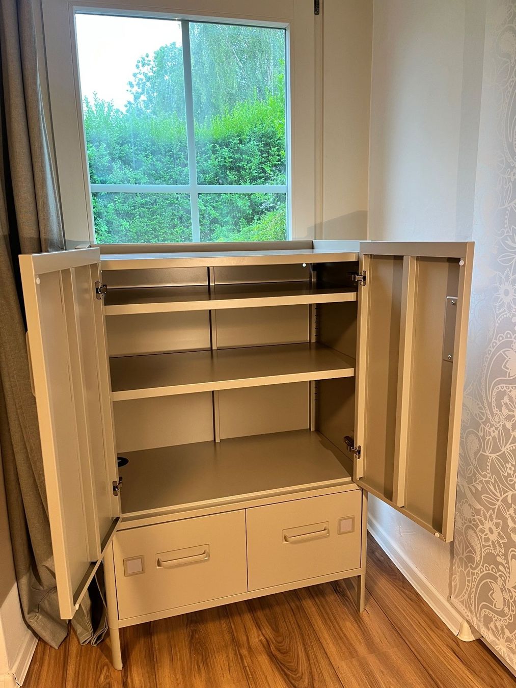 Ikea Armadi: büroschrank idasen beige – Usato da Amsoldingen venduto da rap_khm5 2
