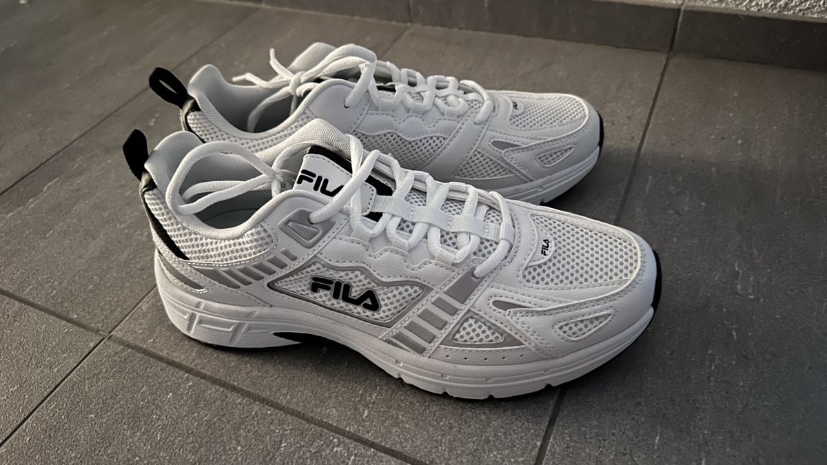 Fila Damenschuhe: Fila Sneakers Gr. 39 – Neu (gemäss Beschreibung) aus Pfungen von nik_9wv9