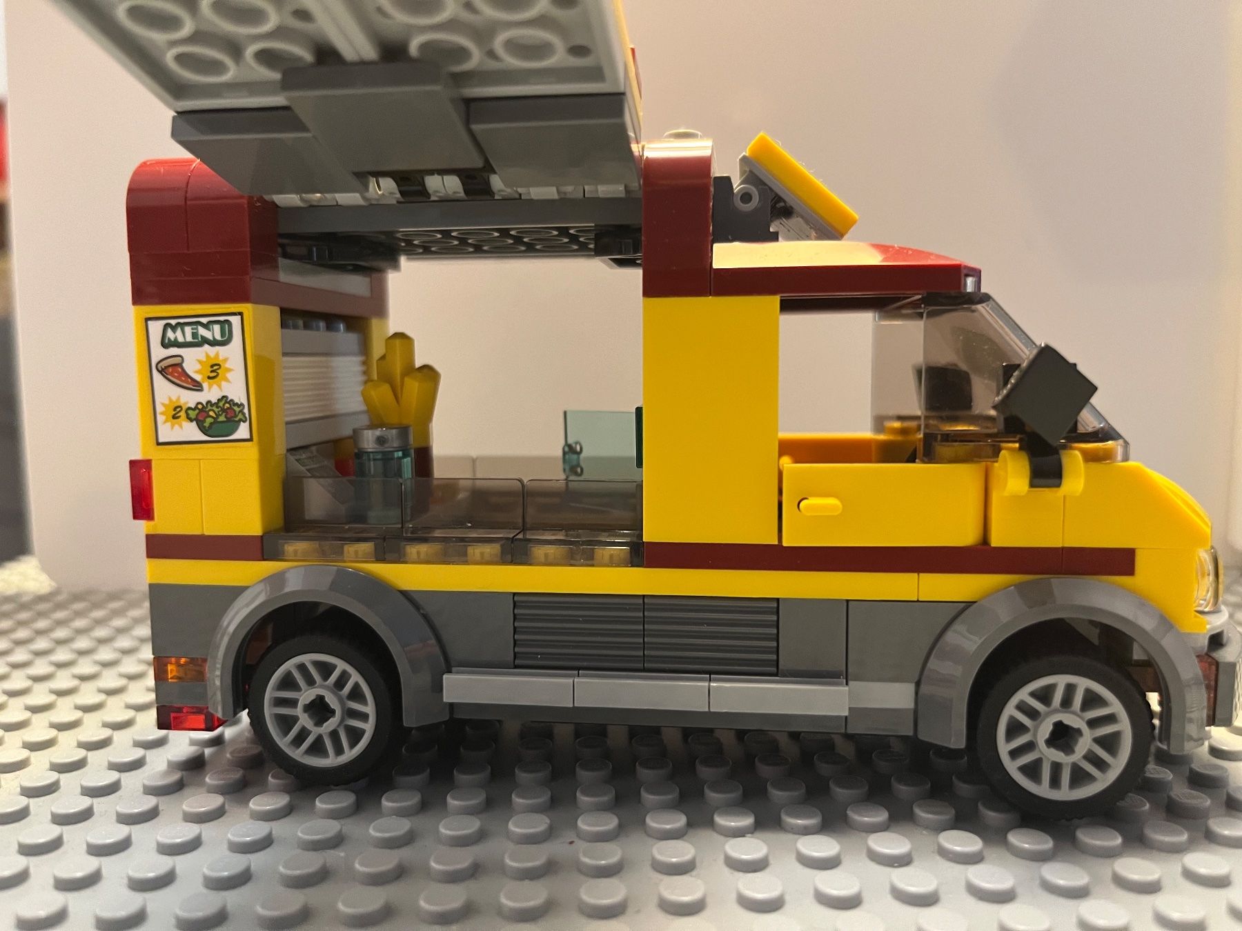 Lego Kit di costruzioni: Lego Pizzawagen Set 60150 – Usato da Basel venduto da Swi-7621 6
