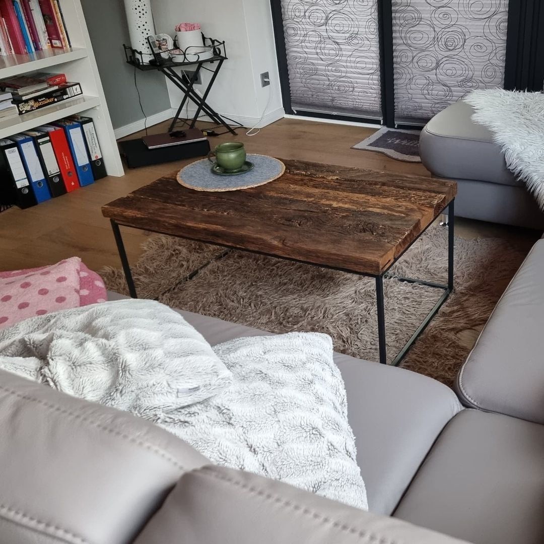 Tavoli: Klubtisch aus Holz Rustikal – Usato da Zürich venduto da Miki_Schreiner 3