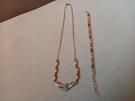 Schönes Collier und Armband mit Edelsteinen