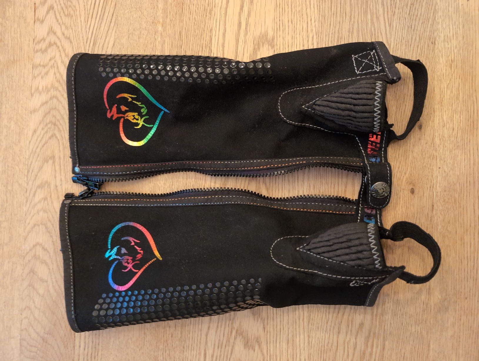 Felix Bühler Stinchiere & Fasciature: Steeds Kinder Chaps KS – Usato da Stäfa venduto da Terry014