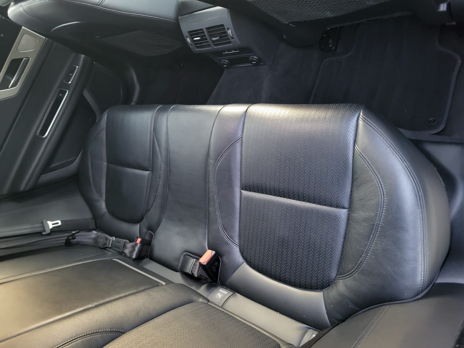 Jaguar Automobili: JAGUAR XF 3.0 – Usato da Wetzikon ZH venduto da sha_96dr 4