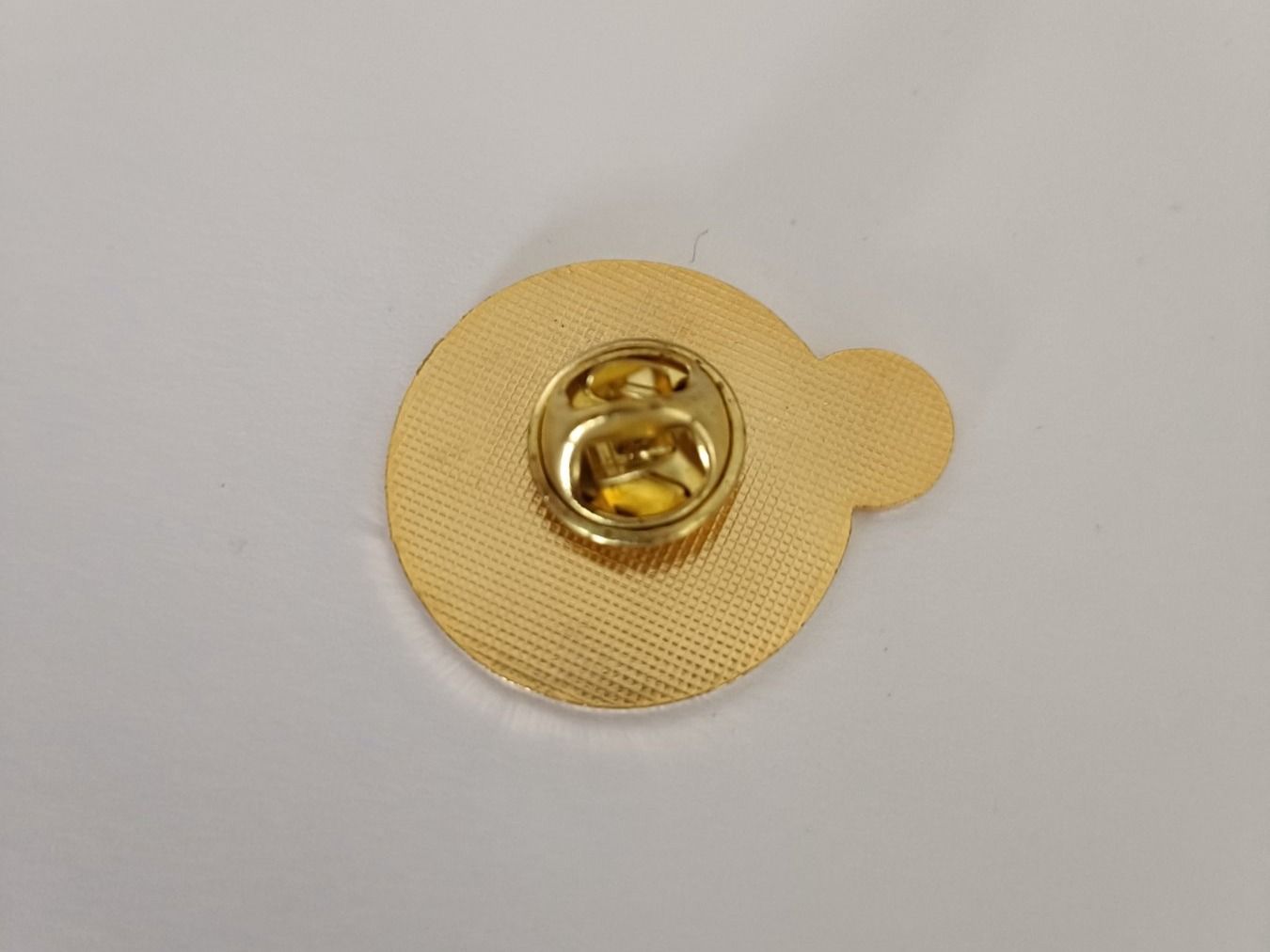 Plaketten & Abzeichen: Pin Fussball mit Maskottchen Schweiz - Box 27 – Gebraucht aus Köniz von Pinscollect 1