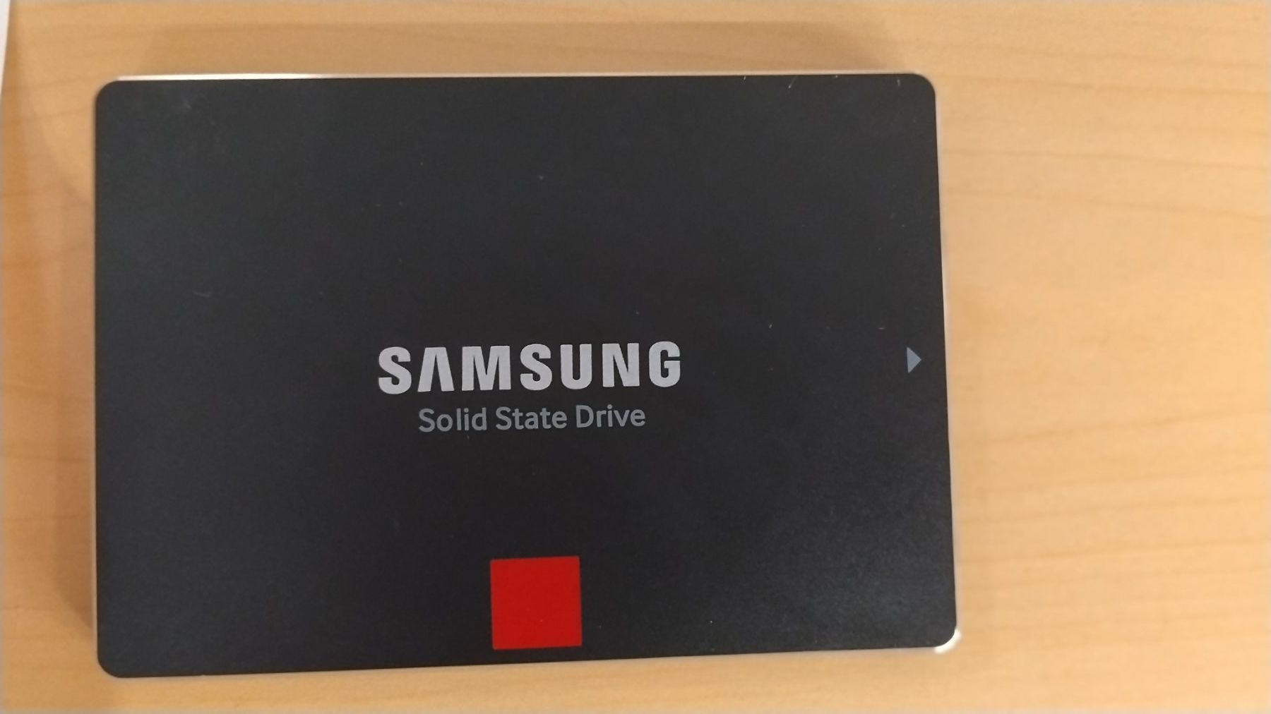 Samsung Dischi rigidi: Samsung SSD 850 PRO 256GB – Usato da Wallisellen venduto da mic_gg2g