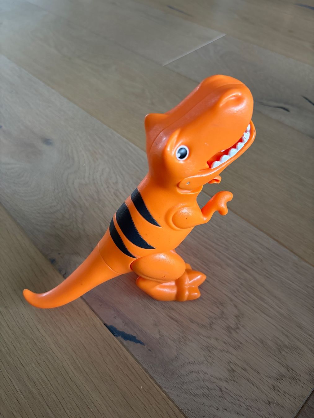 Spielzeuge: Dinosaurier T-Rex – Gebraucht aus Volketswil von PHTLS 2