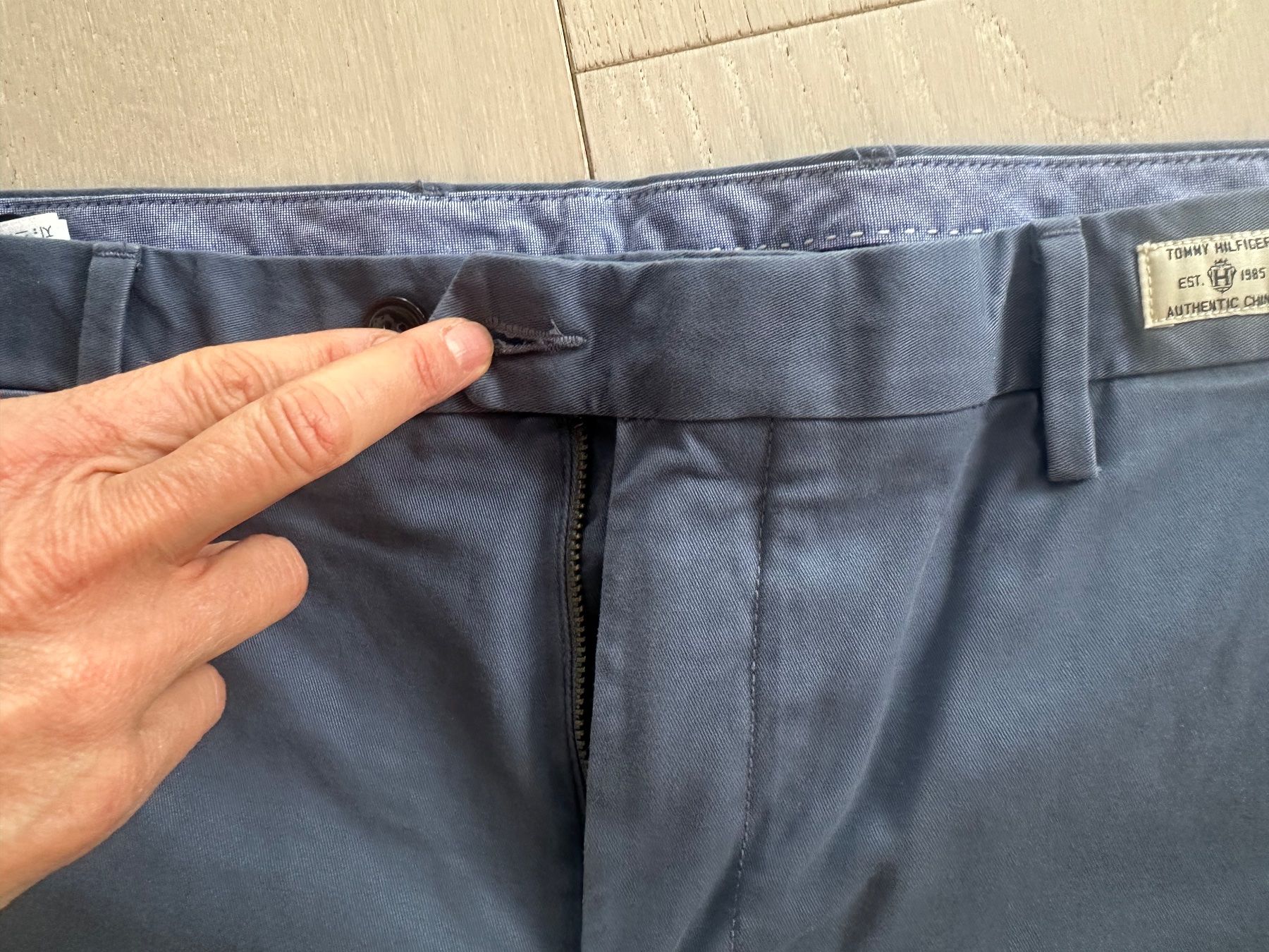 Tommy Hilfiger Pantaloni: Tommy Hilfiger chinos – Nuovo (secondo la descrizione) da Wollerau venduto da bod_25yw 3