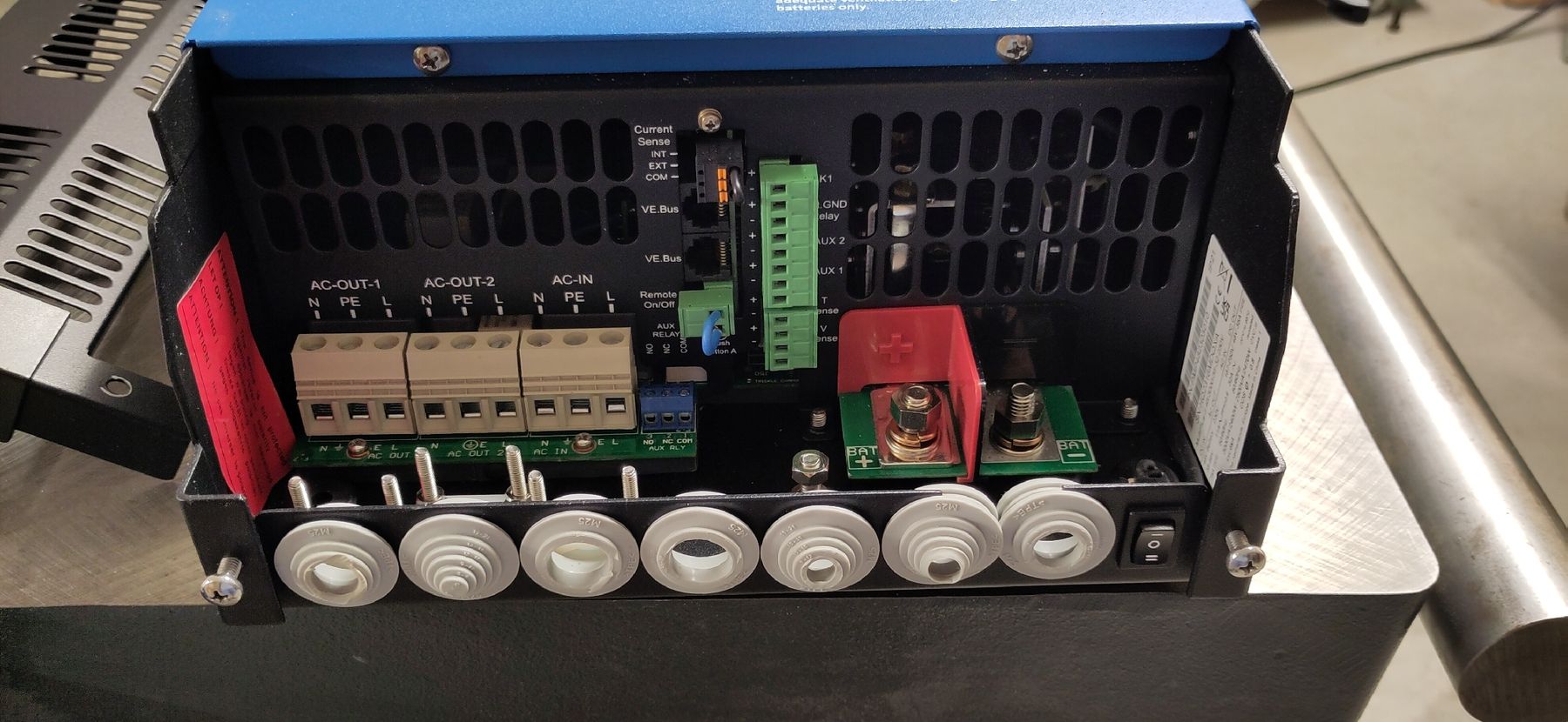 Victron Inverter: Victron Multiplus II 48/300 – Usato da Innertkirchen venduto da robi15blue 4