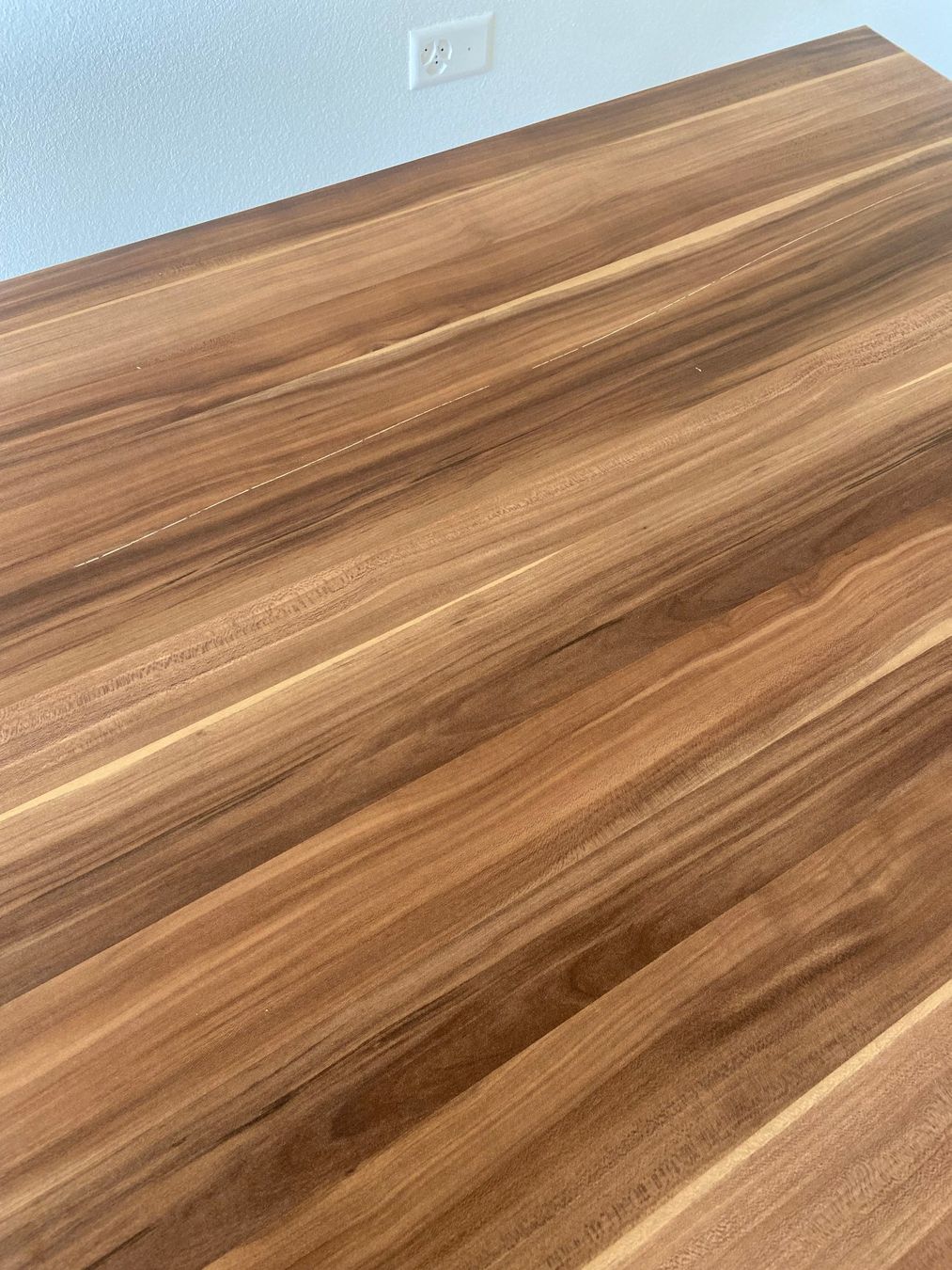 Tavoli: Holztisch 180cm x 90cm – Usato da Solothurn venduto da Armada-3 2