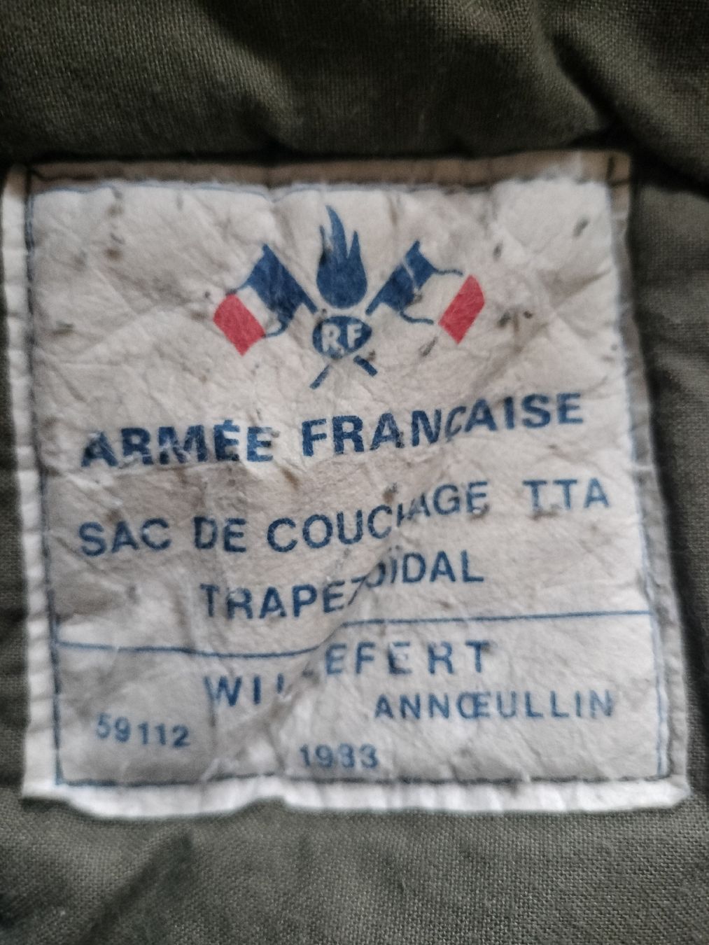 Sacchi a pelo: Armee Militär Schlafsack Frankreich – Usato da Schwanden Sigrisw venduto da cadieux71 5