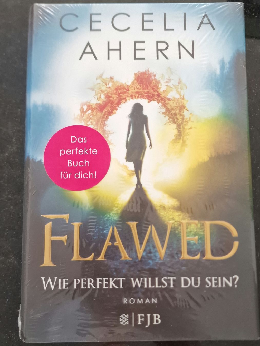 Libri: Flawed "Wie perfekt willst du sein?" - Cecelia Ahern (OVP) – Nuovo e nell'imballaggio originale da Nesselnbach venduto da AJ_26