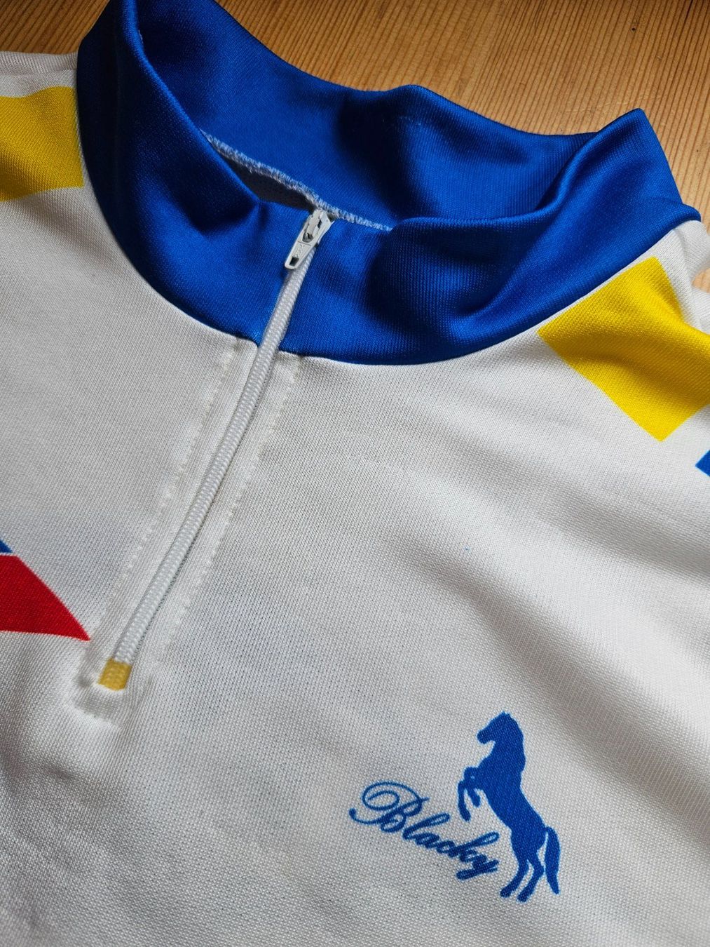 Leibchen & Hosen: Radtrikot Blacky vintage DOW Grösse XXL Velo Fahrrad Trikot – Gebraucht aus Hägglingen von United-Village-Trade 2