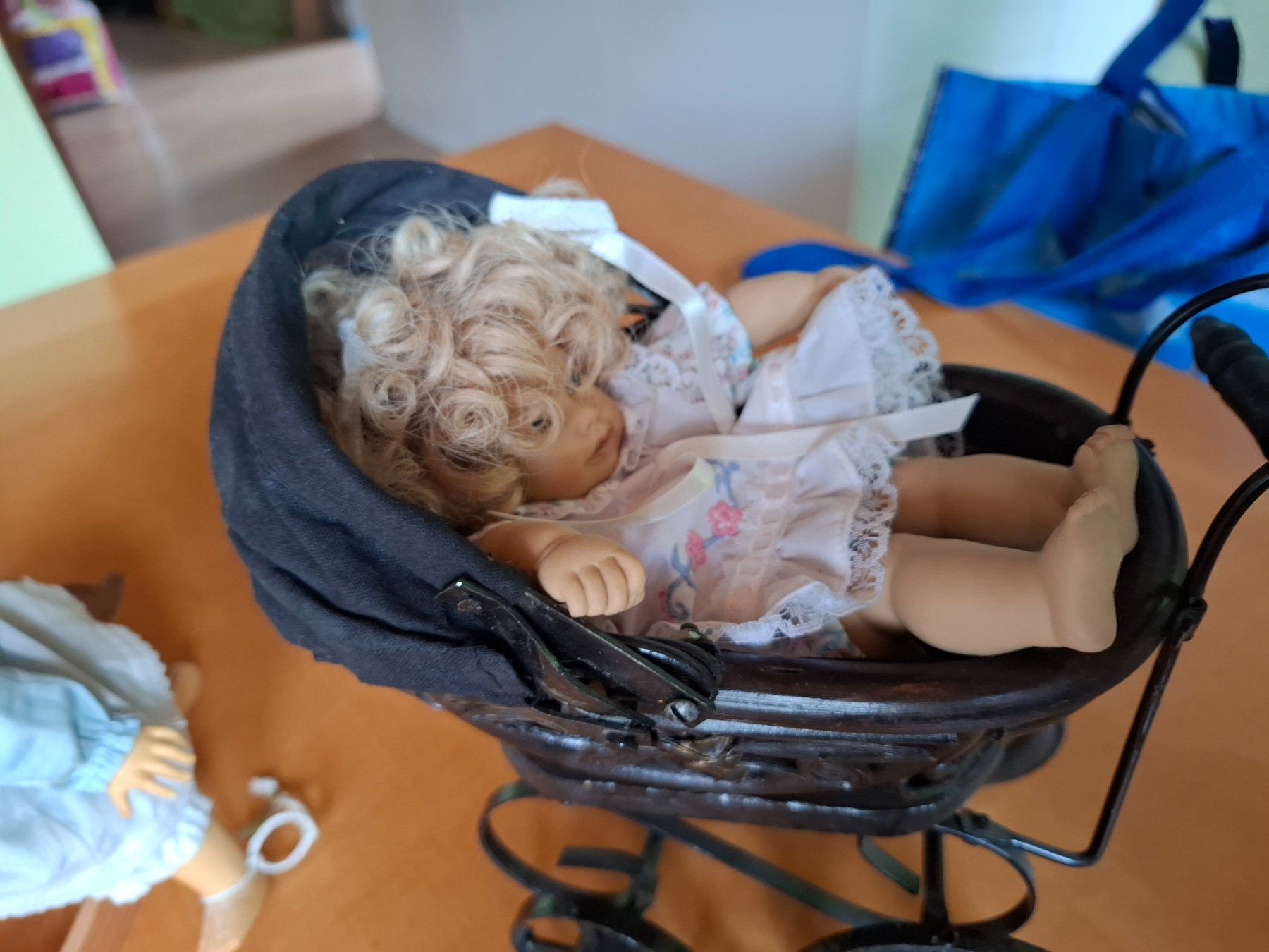 Bambole: 2 Puppen inkl. Wagen – Usato da Ottikon b.Kemptth. venduto da sar_x5mr 1
