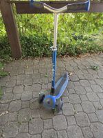 Kinderroller Globber blau dreirädriges Trotti gebraucht LED