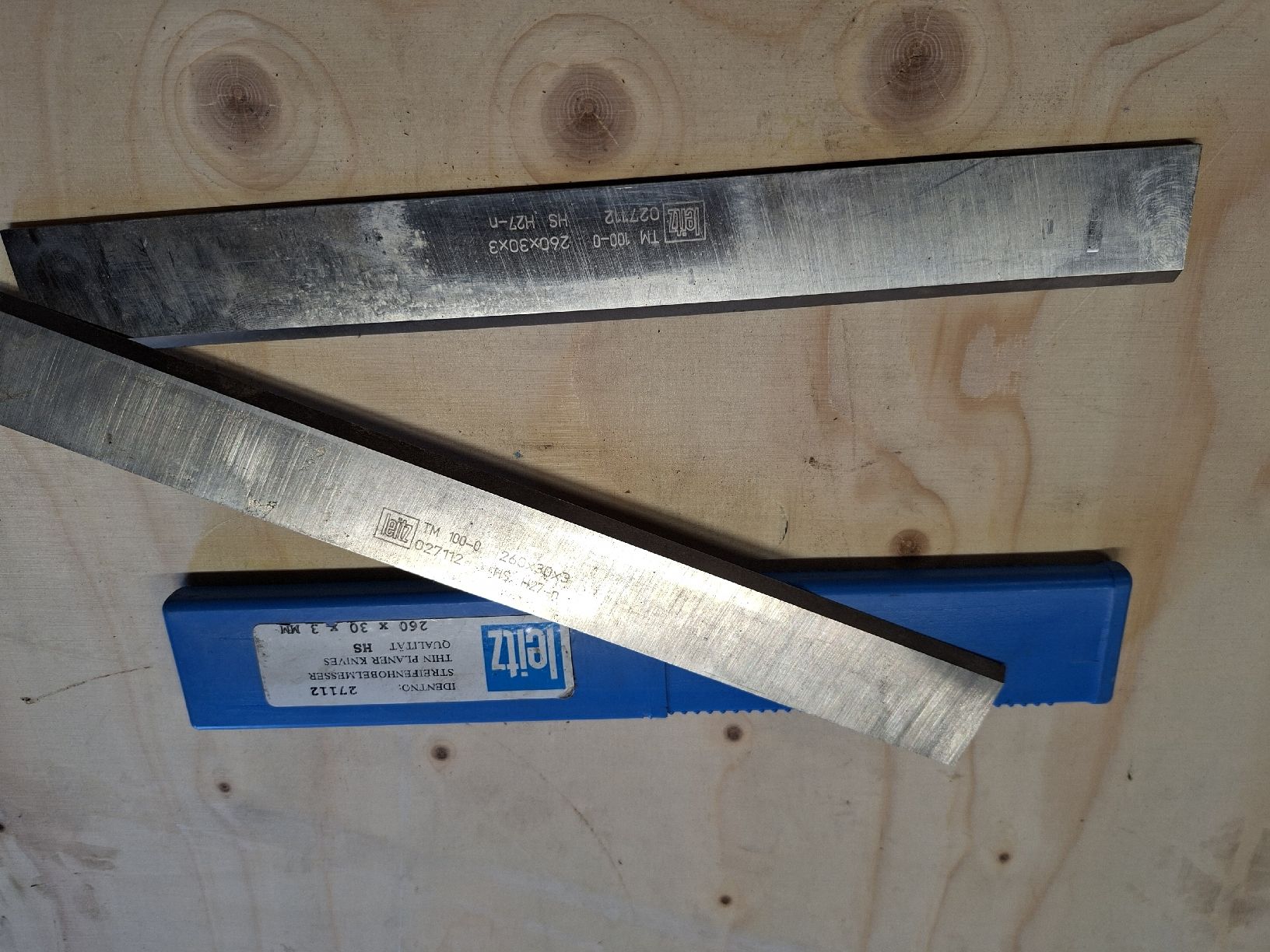 Leitz Tutti gli attrezzi: Streifenhobelmesser LEITZ HS 260x30x3mm – Nuovo (secondo la descrizione) da Niederuzwil venduto da Dakitiki 6