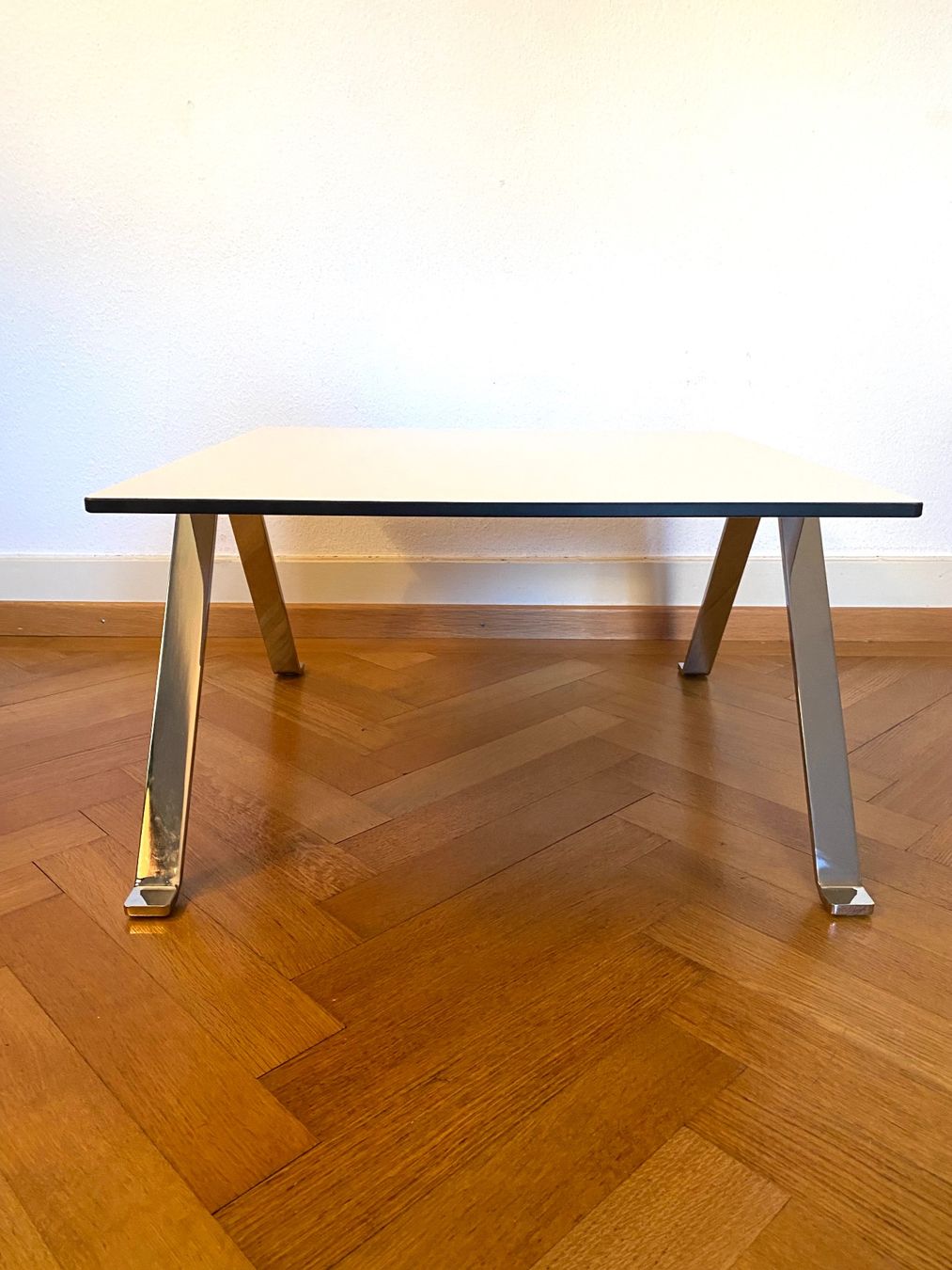 Nachttische: Design Coffeetable Tisch Girsberger – Gebraucht aus Olten von sportwelt 6