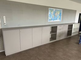 Schrank