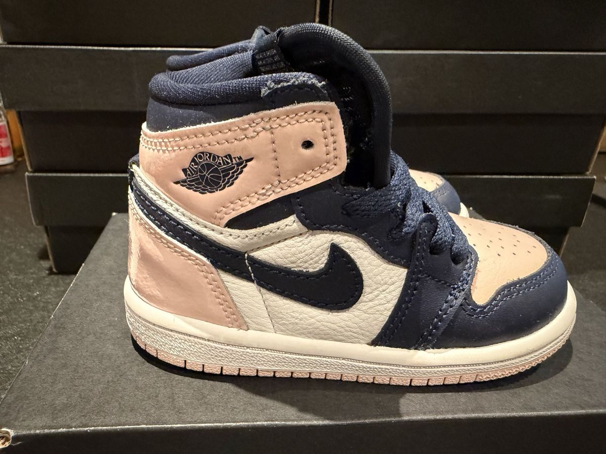 Jordan Scarpe per ragazzi: Jordan 1 Retro High 7c (23,5) – Usato da Villaz-St-Pierre venduto da pepe86