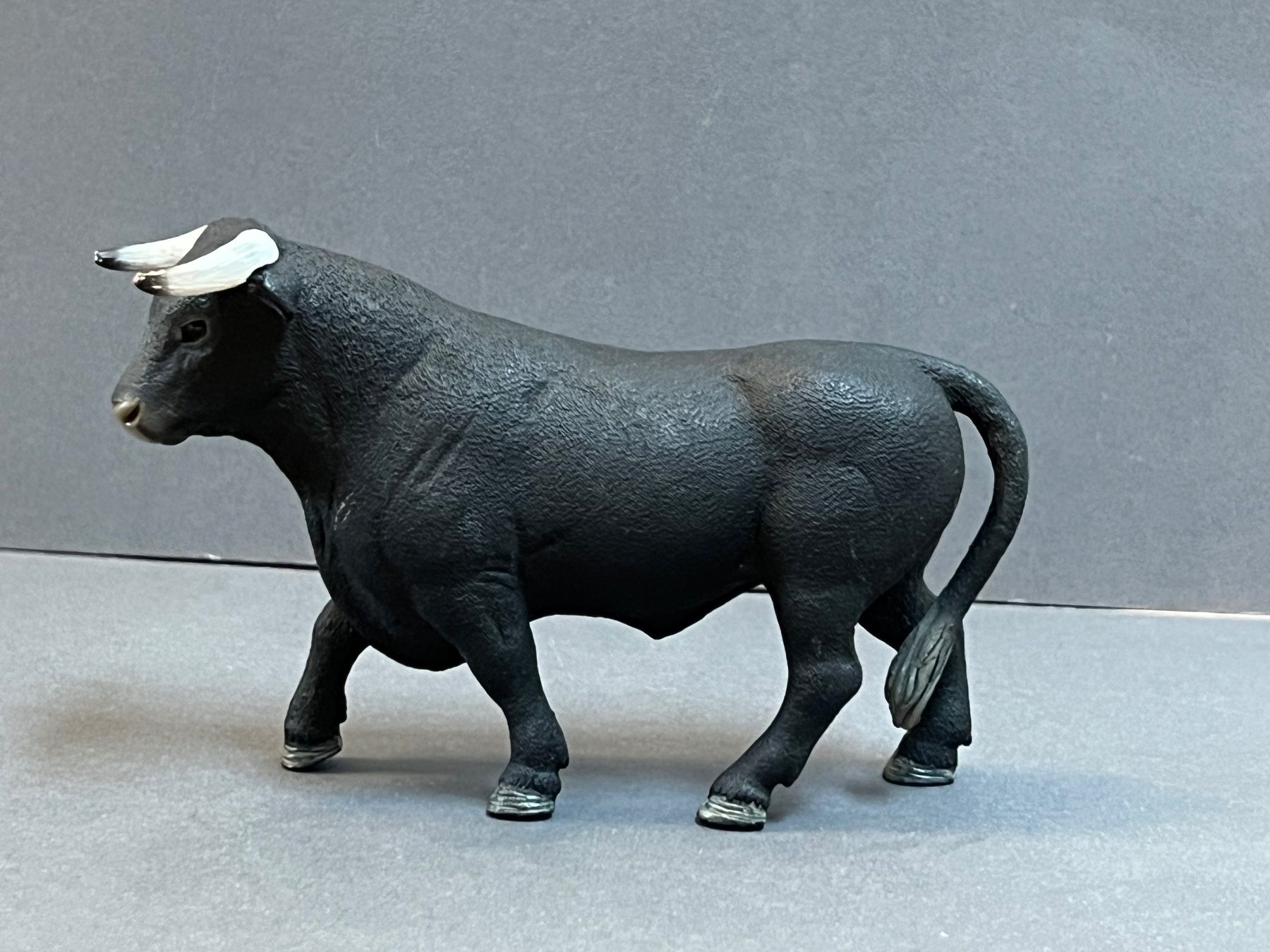 Schleich Statuette: Schleich 13875 Schwarzer Stier – Usato da Ennetbaden venduto da mapa05 3