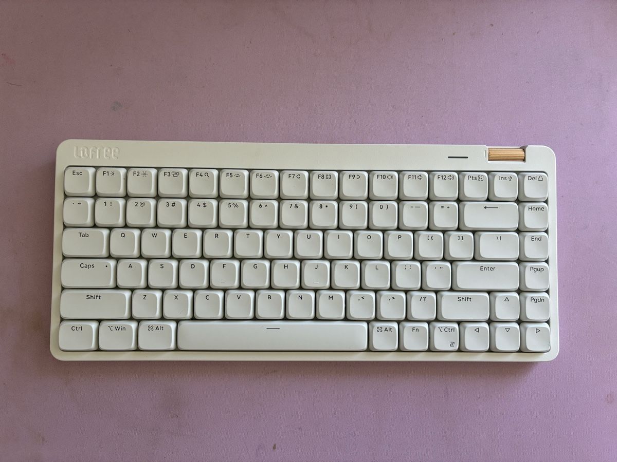 Tastiere: Flow Lite84 key low profile mechanical keyboard – Usato da Dietikon venduto da snoozer 1