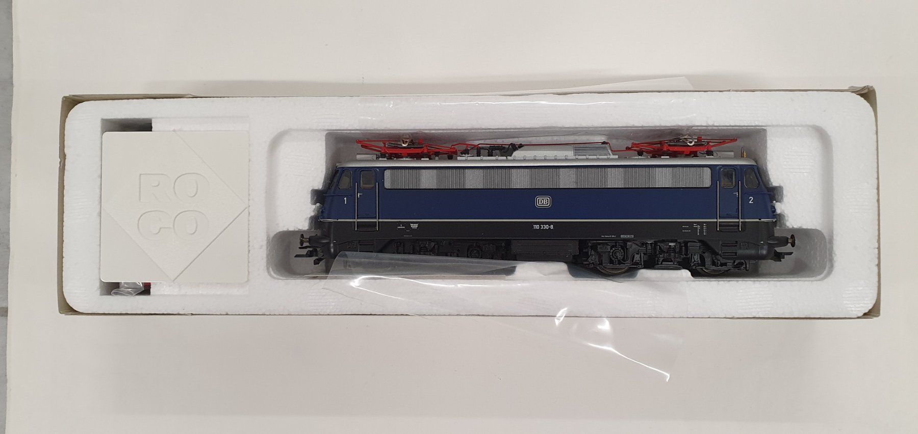 Roco Modellini di ferrovie: Roco 43790  DB BR E10 110 330-8  Bügelfalte, blau – Nuovo (secondo la descrizione) da Würenlos venduto da jub_nd5j 1
