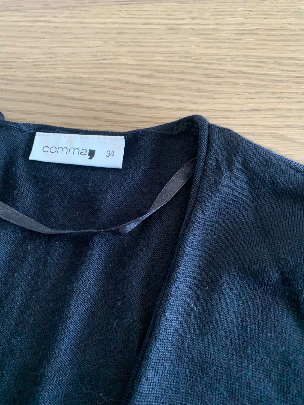 Comma Gilets & Westen: Comma Cardigan XS-S – Gebraucht aus Erlenbach ZH von Syssi_C 1
