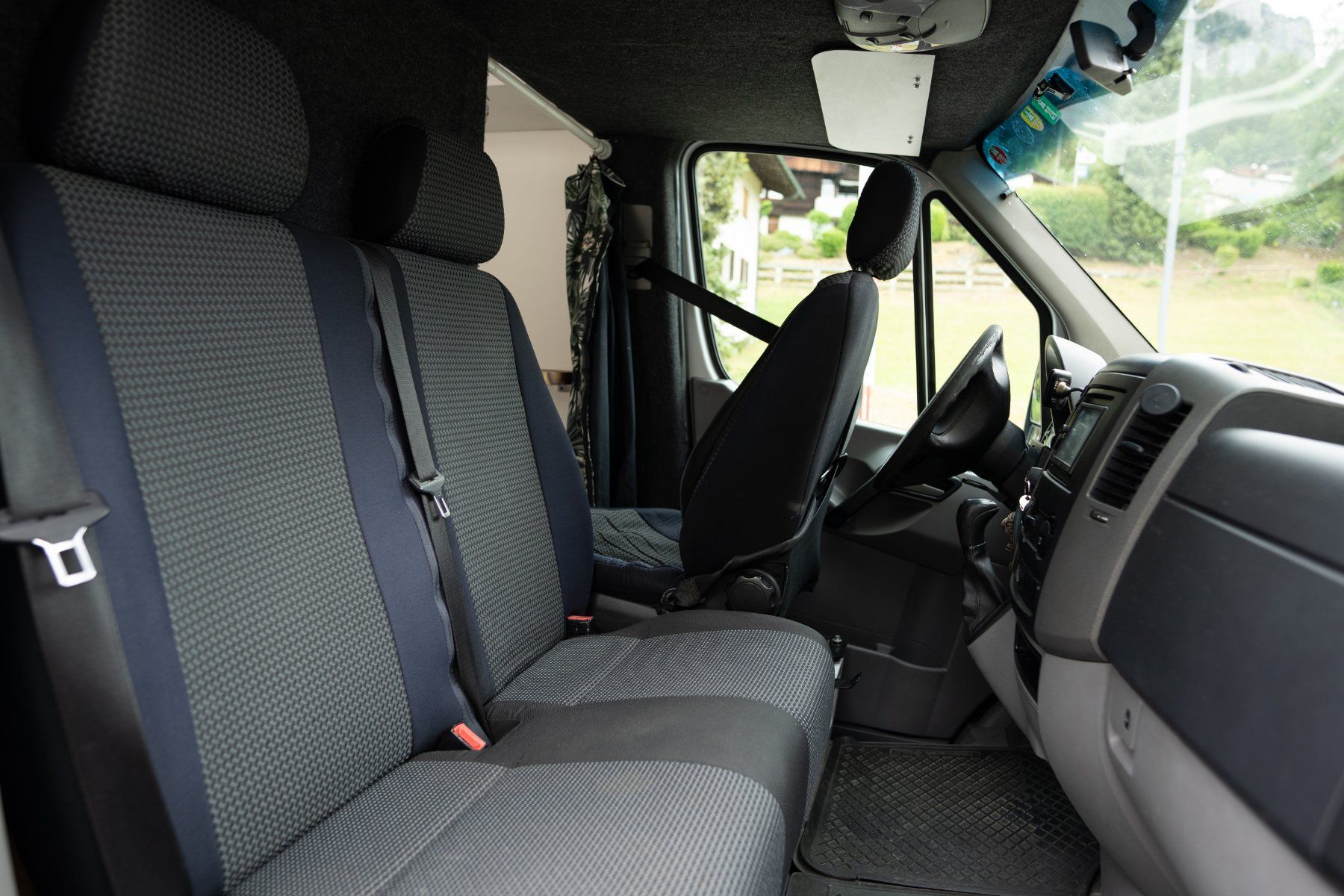 Mercedes-Benz Camping Fahrzeuge: Einzigartiger Sprinter Camper mit Neuem Motor ab MFK – Gebraucht aus Rothrist von miiromiro 8