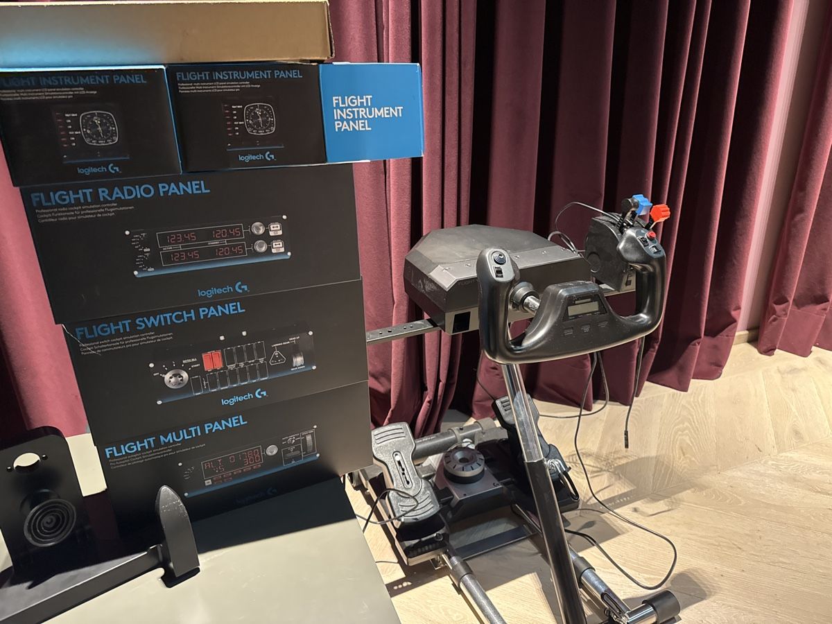 Logitech Flight Sim Set – Komplett und neuwertig (Neu (gemäss ...