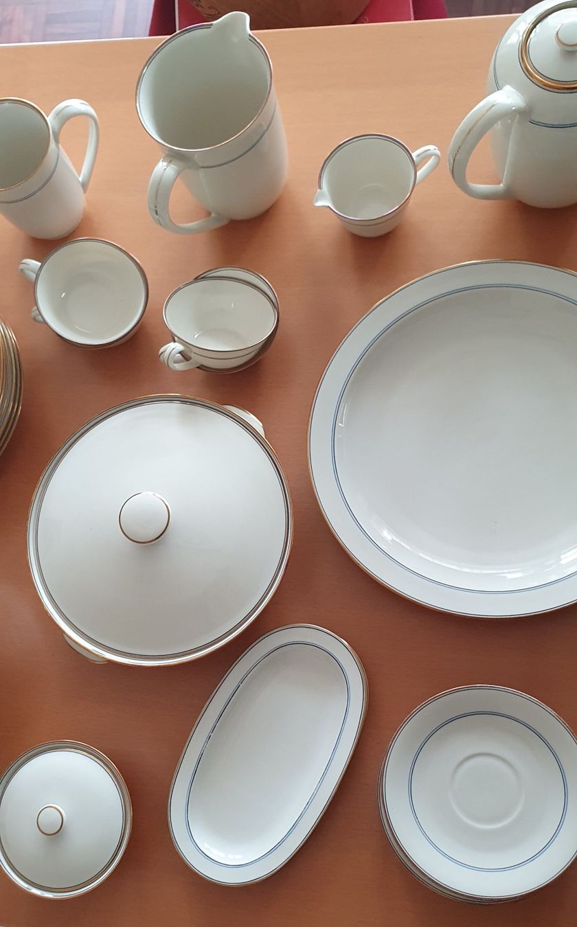 Set di piatti: Langenthal Service 1939 – Usato da Kreuzlingen venduto da Rschweiz1 3