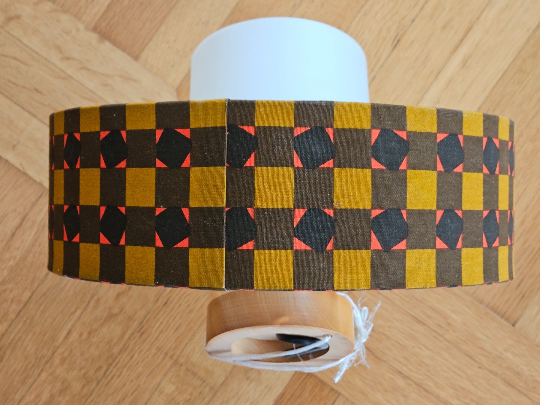Lampadari & plafoniere: "Nostalgische" gemusterte 70ziger Deckenlampe neu – Nuovo (secondo la descrizione) da Boswil venduto da Pjatla 5